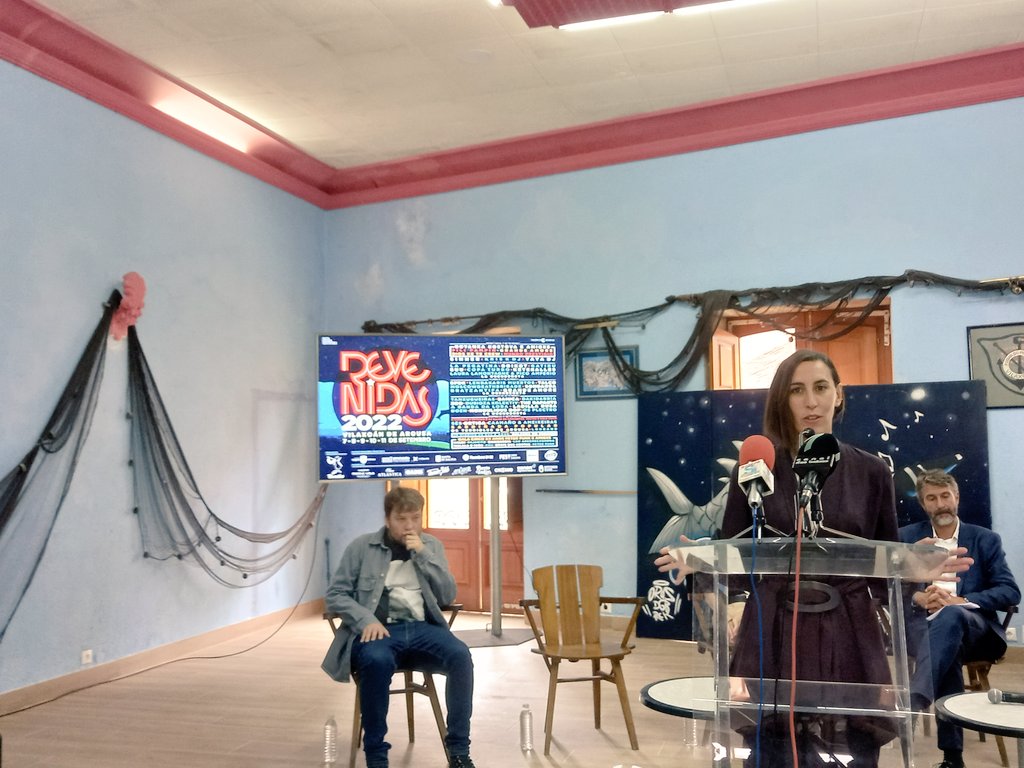 🎶 #RíasBaixasFest

@AnaLauraIG: "A igualdade estará moi presente da man da <a href="/depo_es/">Deputación Pontevedra</a> coa nosa campaña #EuDecidoTiRespectas contra as agresións machistas e cunha actuación dunha das nosas artistas de <a href="/descubreas/">Descúbreas</a>"