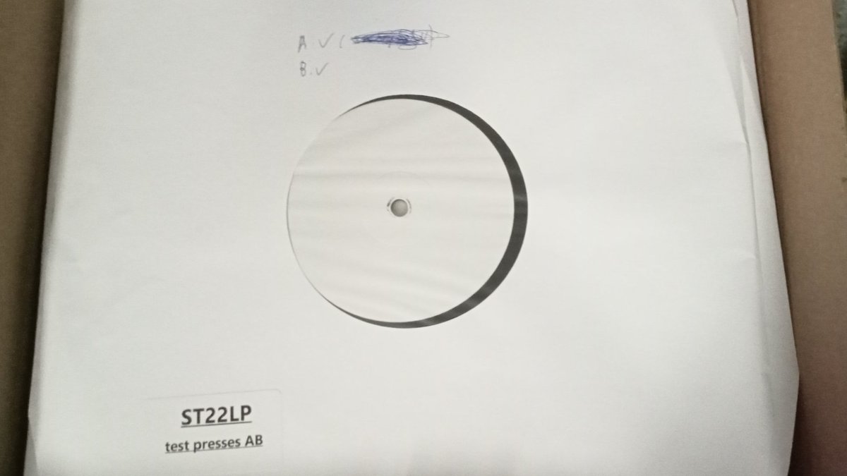 seasid3bliss's tweet image. Hey, we will be giving away 2 test presses for the 天気予報 - 天気予報 vinyl on twitter (+ 1 through instagram)

To participate all you need to do is like + retweet this tweet, 2 winners will be chosen at random in a week (so you can participate until Sept 7)

@asu_tenki