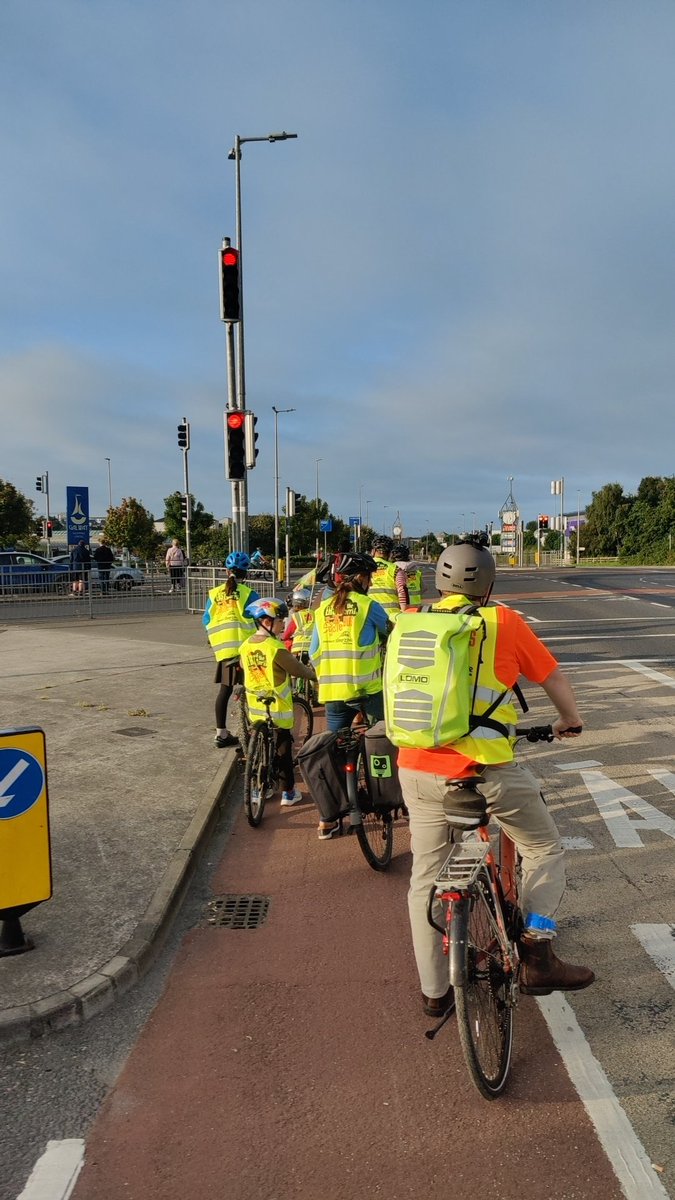 ECorribCycleBus's tweet photo. Off we go https://t.co/wPgSTEGXDc
