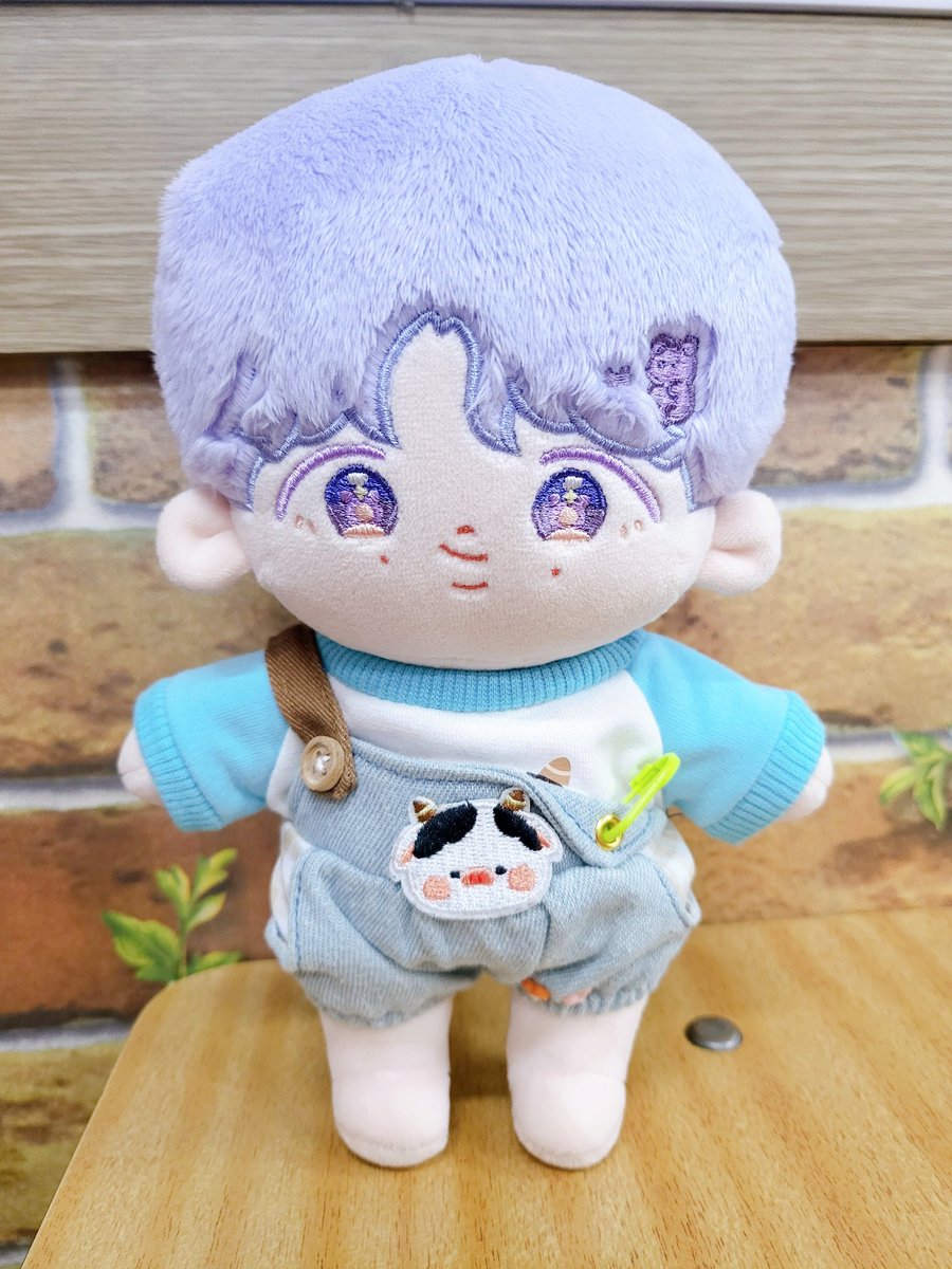 ririskongal2's tweet photo. 새로운 친구들 도착💜💜💜
보라보라하니 아주 좋구먼?
꾸기 생카 한군데밖에 안갔는데 ㅋㅋ
아고고 대다 대...🤤🤤🤤
#리리네솜 #리리네콩알이들
#코리 #포도곰준
#석진인형 #남준인형 #방탄인형
#jindoll #rmdoll #btsdoll https://t.co/w0unwhllR1