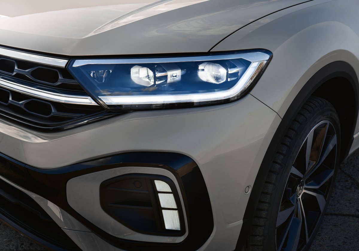 VolkswagenSA's tweet photo. A solid heritage lights the way to a brighter future.
Happy #HeritageDay, Volks! #IQLIGHT #VWTRoc #HeritageDay2022 https://t.co/63tR1OfUqS