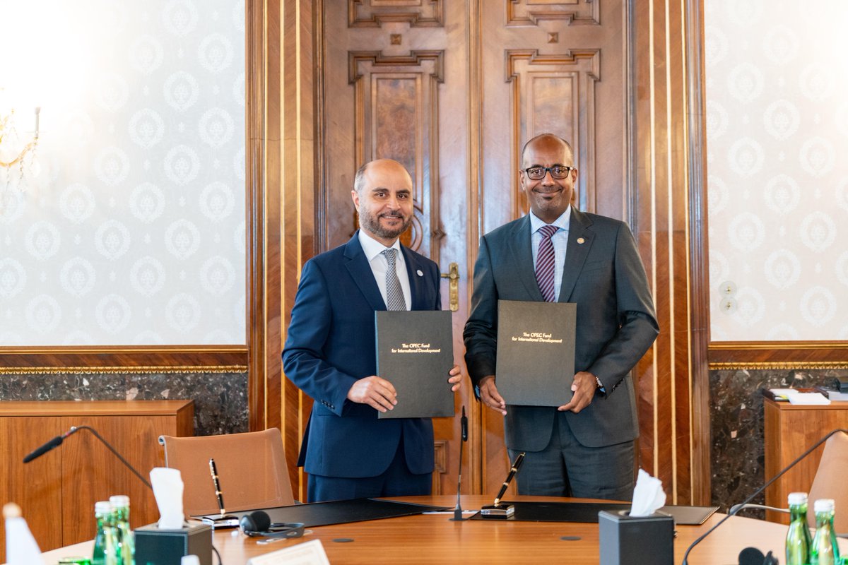 TheOPECFund's tweet photo. JUST IN! 📢 Our DG Dr. Abdulhamid Alkhalifa and @AdmassuTadesse, President Emeritus and Managing Director of the #TDBGroup, signed a US$30m loan to support infrastructure projects in eastern & southern Africa. 🤝
More info ➡️ https://t.co/LHTUBj7ZYg https://t.co/DRn6wKUZq1
