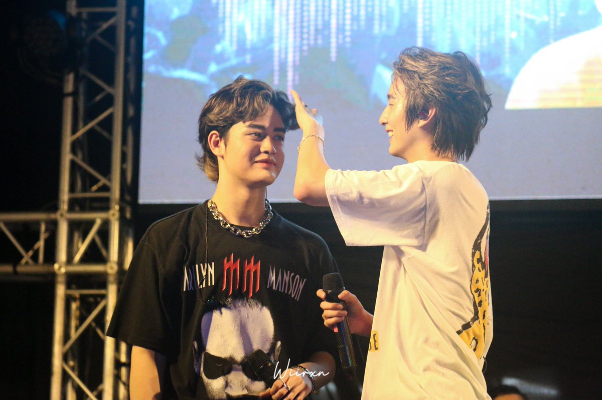 wiirxn's tweet photo. ผมไม่ได้ยุ่ง ผมหล่อ
#NiceATLAS #TadATLAS
#ATLAS_th
#ATLASxmonstr
#MonstrConcertFest https://t.co/7s29BcZYA2
