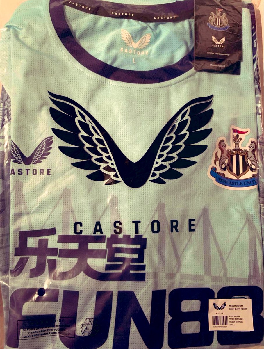 NewNUFC's tweet photo. #giveaway 🤍🖤

To celebrate the new account I am giving away one Newcastle United Tyne bridge shirt to one fan who can predict the exact score for Newcastle vs Palace.

To enter⬇️

Predict the score ✅
Follow ✅
Retweet ✅

#nufc #NUFCFans #DeadlineDay #Giveaways https://t.co/4UgwzHkPHs