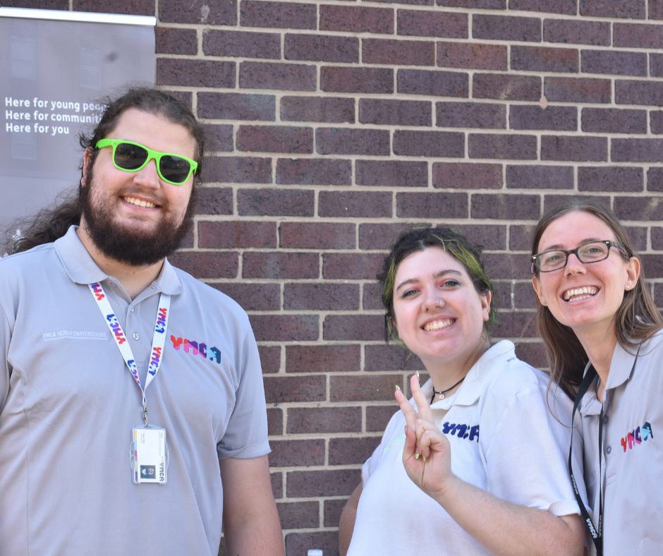 ymcans's tweet photo. 🌞End of Summer Party 🥳

The Sun shined all day for the End of Summer party!

YMCA Go! and families gathered together to celebrate the end of summer with food, multi-sports, music, dancing, face paint, glitter hair, art, crafts and ended the day with a paint party
#YMCA #YMCAGO https://t.co/RpEJUA5Qad