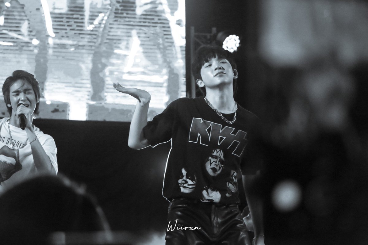wiirxn's tweet photo. lonely lonely ~
#PoomATLAS
#ATLAS_th
#ATLASxmonstr
#MonstrConcertFest https://t.co/B6MKauuN57