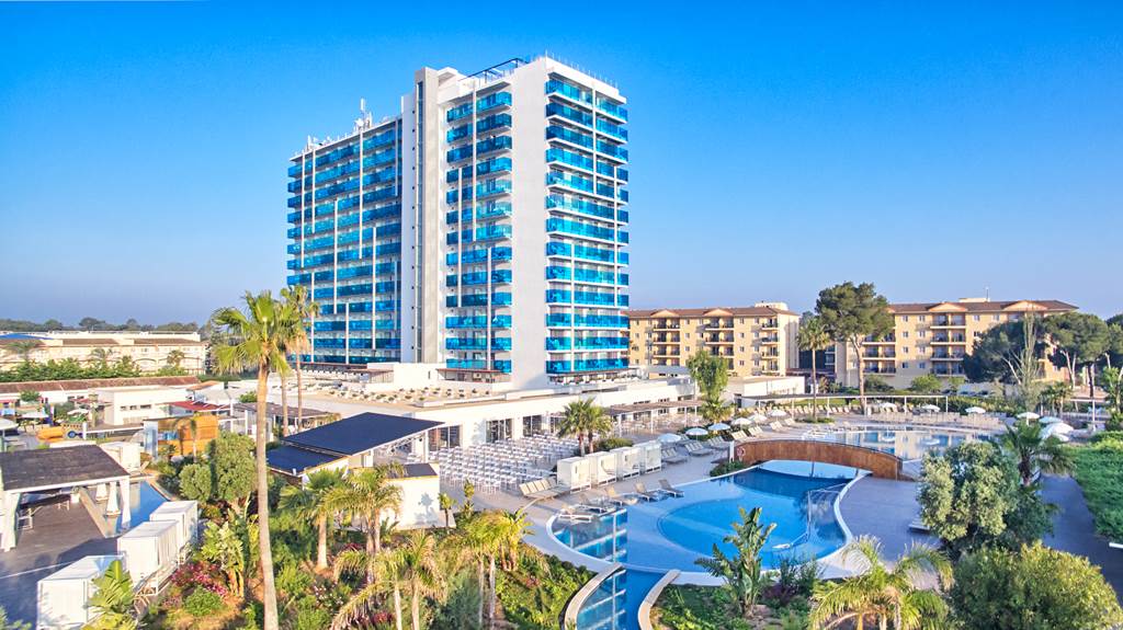 🏨Stay at the 4*+ Tonga Tower Design Hotel and Suites, C'an Picafort, Majorca this September 
🏖The Tonga Tower Design Hotel &amp; Suites is just a short stroll from the beautiful white sandy beach. Guests have the choice o - bit.ly/3AYlLrJ