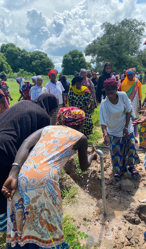 WomenInLiberat1's tweet photo. We are out to monitor the progress of our community garden in #Sintet.
Solar Panels are up
Taps are fixed
Water is running as confirmed by the women in the community.
#TranformativeJustice
#PostTRRC
#CommunityReparations
#GenderJustice
🙏@ATJLF_ https://t.co/nlxuoNd3Mz