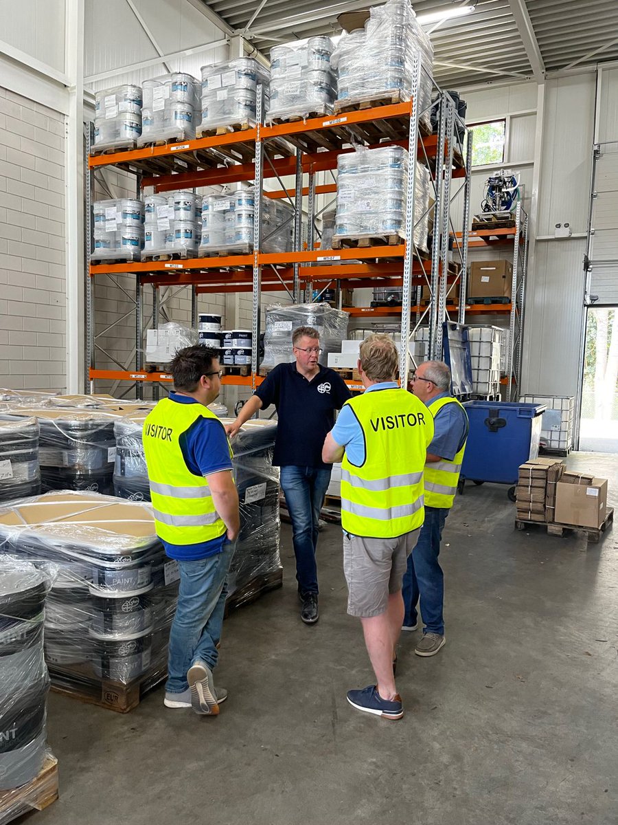AnkerStuy's tweet photo. ⚓️ Vandaag organiseren we een praktijkdag voor klanten van @ClaasenCoatings! Een mooie manier om kennis te maken met onze nieuwe producten en deze ook direct uit te proberen! 👌 #ankerstuy #claasencoatings https://t.co/U112ze6qaB