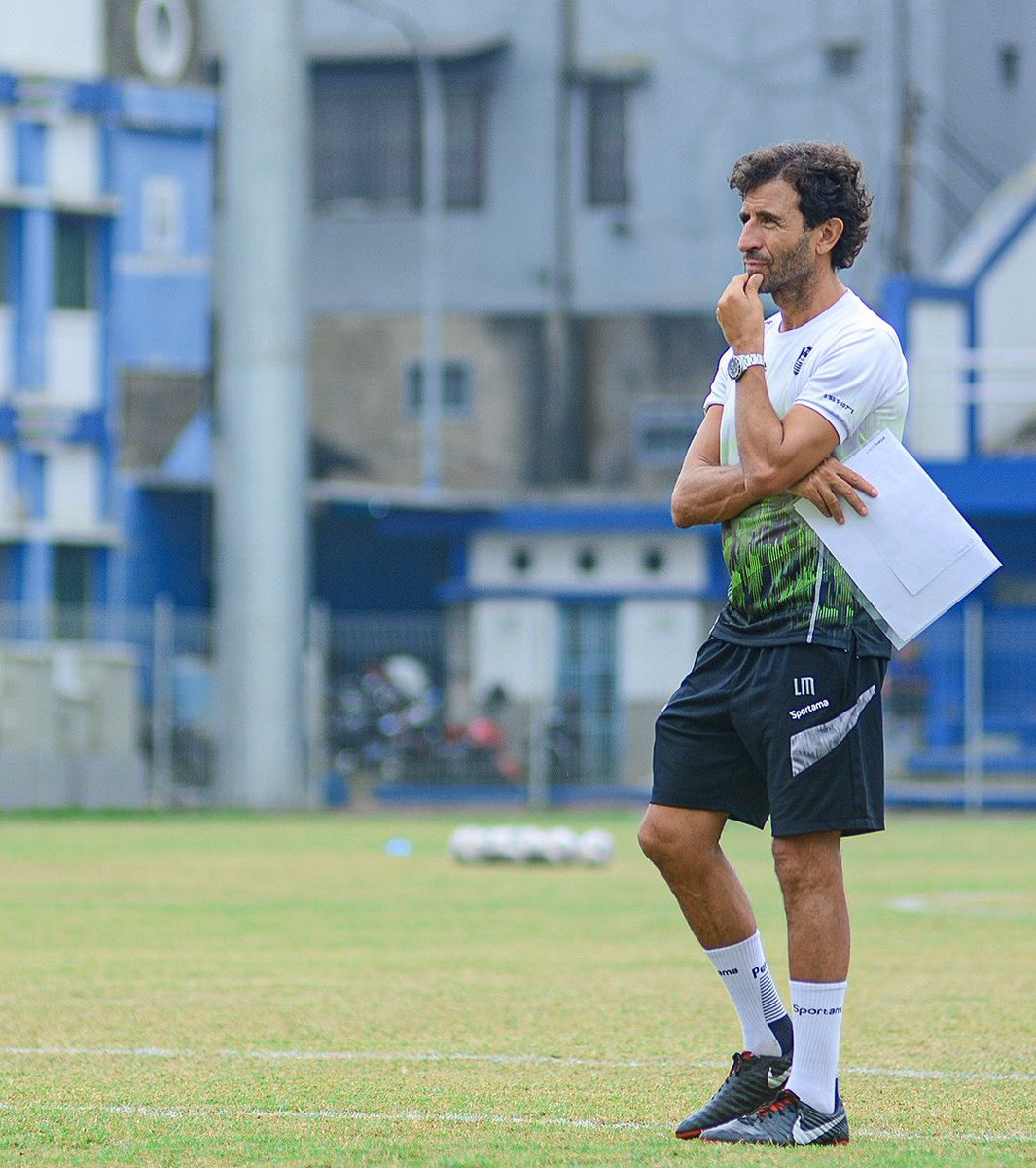 Luismillacoach's tweet photo. Hard work, confidence and positivity 🔵 @persib https://t.co/NjuoZuqAmL