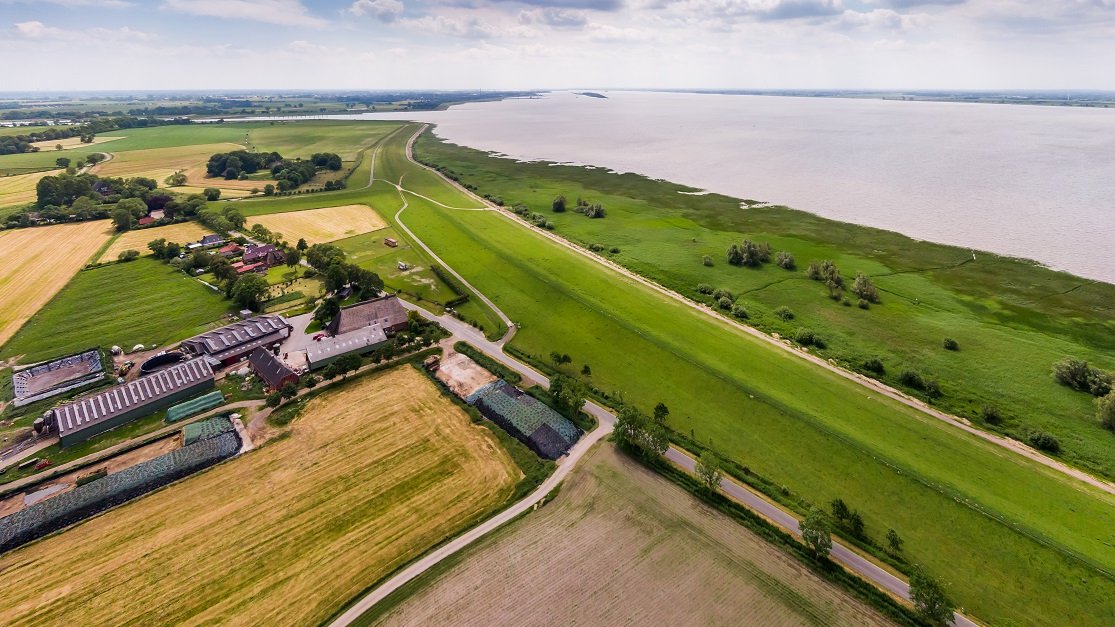 Amprion (@amprion) on Twitter photo #ErneuerbareEnergien voranbringen, sich vernetzen und Expertise bündeln, das haben sich die Partner der <a href="/energiekueste/">Energieküste</a> vom <a href="/Land_SH/">Schleswig-Holstein</a> auf die Agenda geschrieben – mit #KorridorB ist #Amprion nun Teil der Initiative. Wir freuen uns auf die Zusammenarbeit! 👉 energiekueste.de/projekte/ampri… #ErneuerbareEnergien voranbringen, sich vernetzen und Expertise bündeln, das haben sich die Partner der <a href="/energiekueste/">Energieküste</a> vom <a href="/Land_SH/">Schleswig-Holstein</a> auf die Agenda geschrieben – mit #KorridorB ist #Amprion nun Teil der Initiative. Wir freuen uns auf die Zusammenarbeit! 👉 energiekueste.de/projekte/ampri…