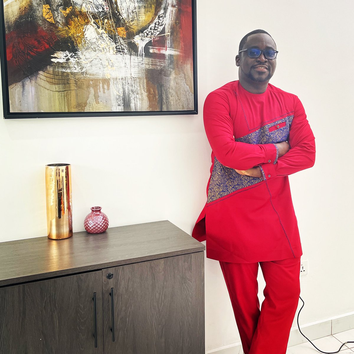 blaquebuoy's tweet photo. Blessings of the new month to everyone🎉🎉….. “Everybody go Chop breakfast”…. Keep pushing. .. God dey 🙏🏿🙏🏿… https://t.co/5iL4S8p5Pj