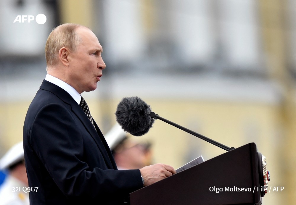 AFP's tweet photo. #UPDATE Russian President Vladimir Putin will not attend the funeral of the last Soviet leader Mikhail #Gorbachev on Saturday due to scheduling issues, his spokesman said on Thursday https://t.co/Nf1FEldNEF https://t.co/ySuELt2CR2
