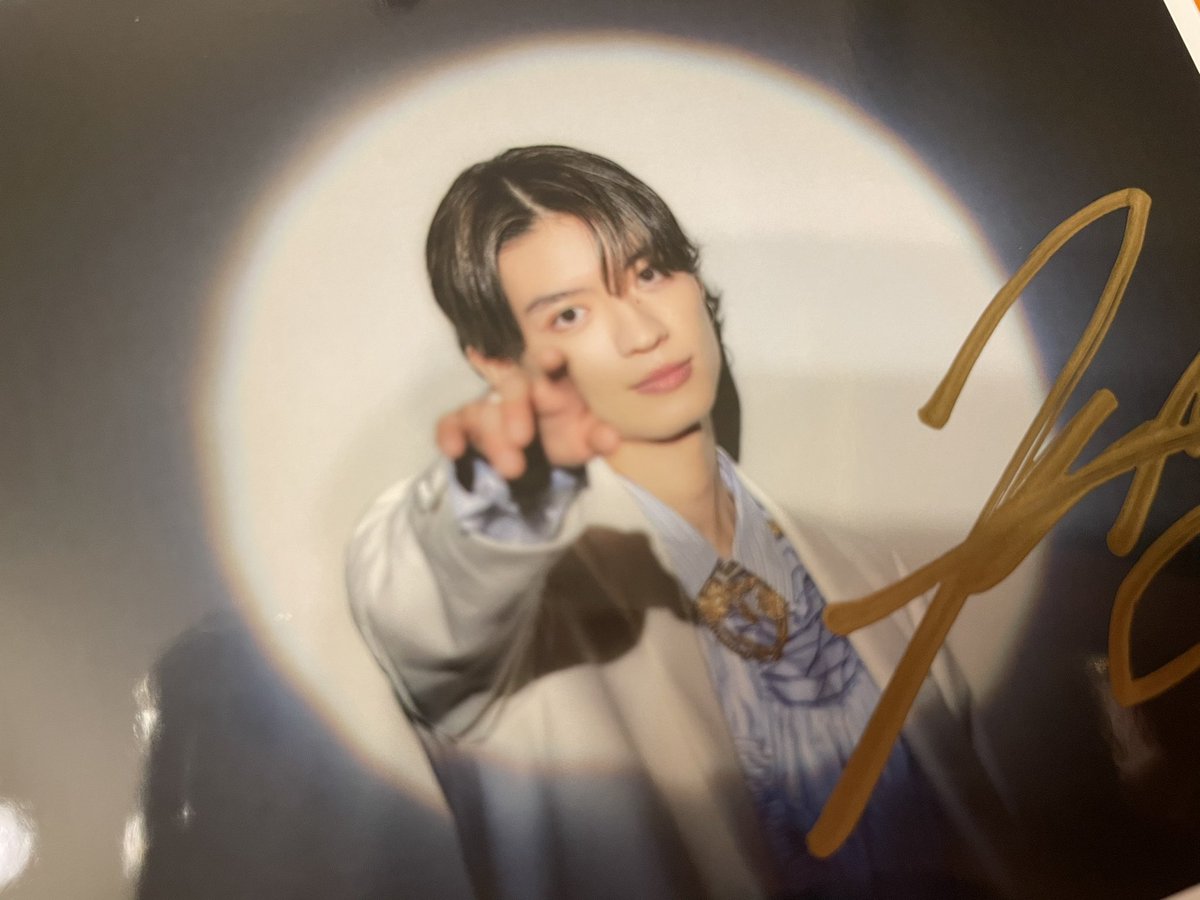 shime1025's tweet photo. げんじぶ　生写真14弾　サイン　交換

譲　杢代和人

求　武藤潤

絵柄によっては交換をご遠慮させていただくことがありますのでお手数ですがお持ちの生写真のご提示をお願いいたします。
段違いでも可能です。

お気軽にお声掛けください。

原因は自分にある。 https://t.co/6NR5c6kaZY