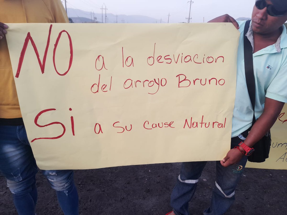 Indepaz's tweet photo. Las comunidades, entre otras, son: corregimiento de Papayal, Manantialito, Barrancón, Vereda de Sierra Azúl, Cocotazo, San Francisco, Tamaquito II y otras comunidades reasentadas. https://t.co/zXgUbQwnqv