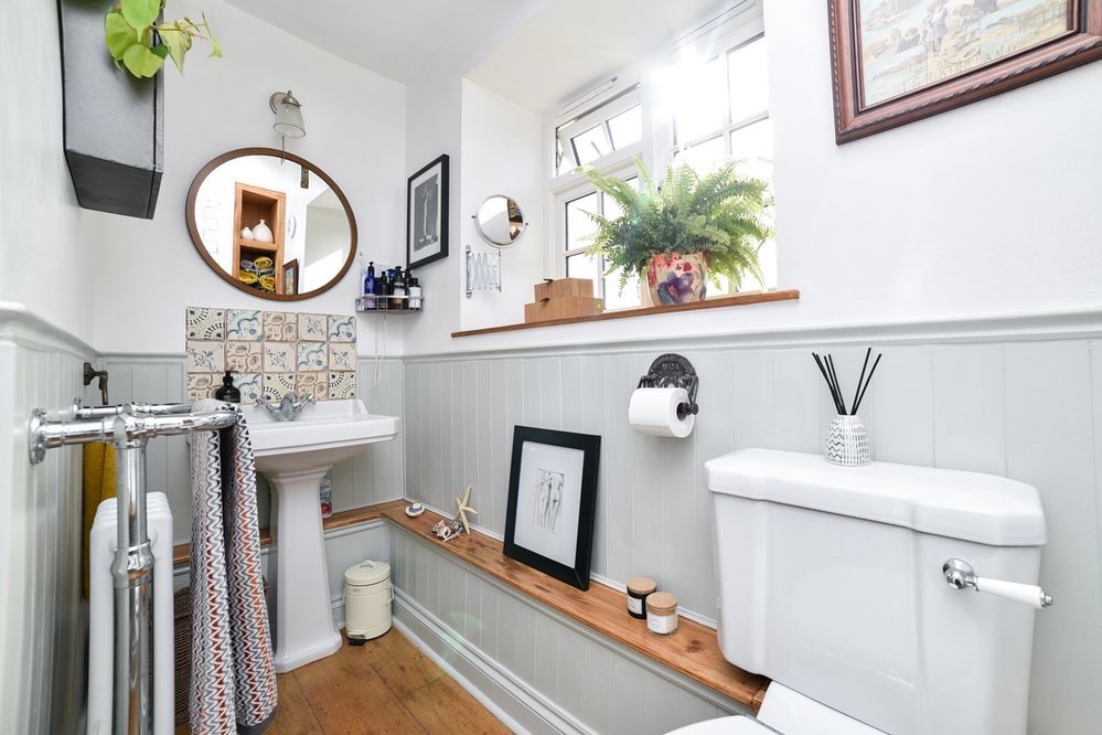 PinsharpM's tweet photo. This was a great property to photograph for some real estate marketing.

So much charm and soul

#Houseporn #interiordesign #propertyphotography #estateagentmarketing #RealEstate #propertyphoto https://t.co/WjgAJbinqW