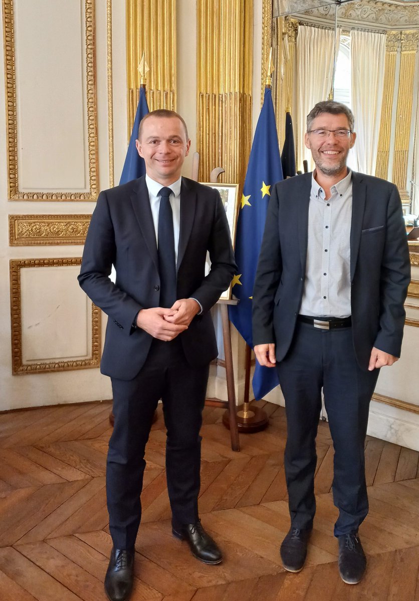 #Inclusion – Ce matin, c’était aussi la #rentrée pour <a href="/lafederationEI/">La fédération des entreprises d'insertion</a>. Rencontre avec le Ministre <a href="/Travail_Gouv/">Ministère du Travail</a> <a href="/olivierdussopt/">Olivier Dussopt</a> pour échanger autour de deux priorités : la #formation et le développement de l’offre #IAE #budget 2023.