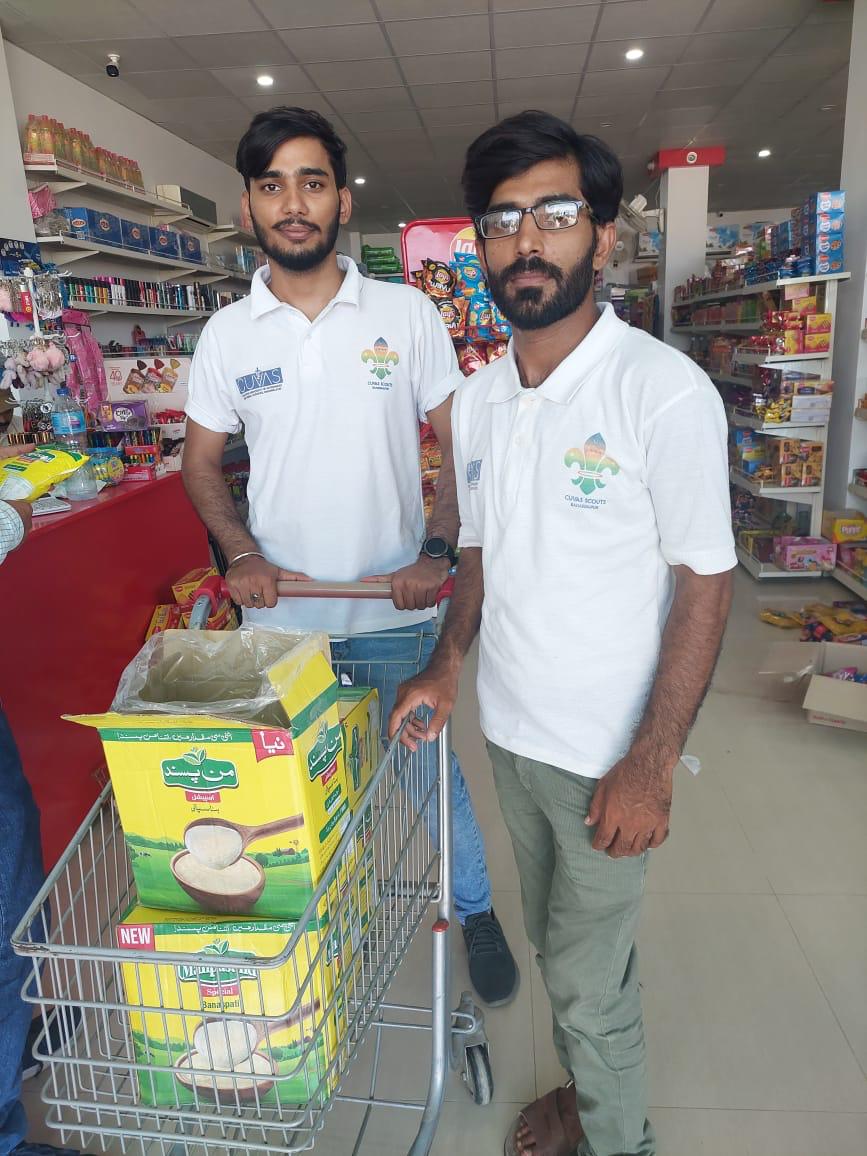 CUVASScouts's tweet photo. CUVAS SCOUTS Bahawalpur gave 50k rupees and some other things for flood victims to the vice chancellor of Cholistan University of veterinary and Animal science Bhawalpur.
#cuvas #scout https://t.co/Cx8JiU6KJR