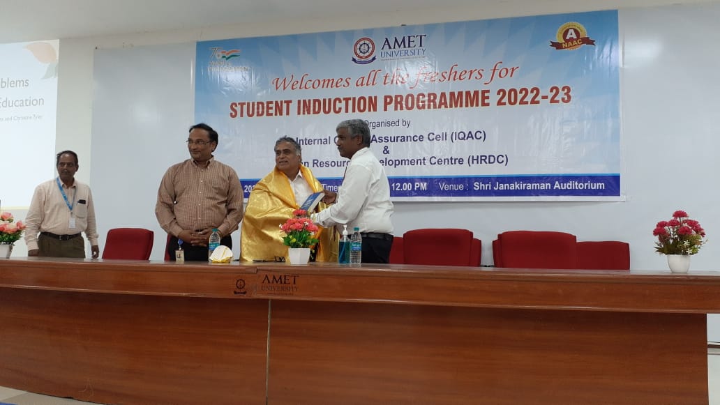 UniversityAmet's tweet image. The #AMETUniversity&apos;s &quot;#StudentInductionProgramme 2022-23&quot; was recently conducted in the presence of renowned Dr. Ashoken, Director-CEO of GEM Hospital, and business leader Mr. Sougat Chatterjee, who delivered speeches that will assist students in aspired lives in the future