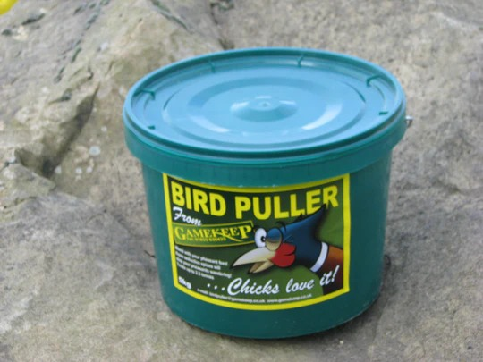 GamekeepLTD's tweet photo. We are delighted to let you know that @CollinsNets  have taken over the #Birdpuller side of the business. 
We know that #BirdPuller is in safe hands and as a special introductory offer from @CollinsNets delivery  will be free this month (September)! https://t.co/Okx1ZFa70R