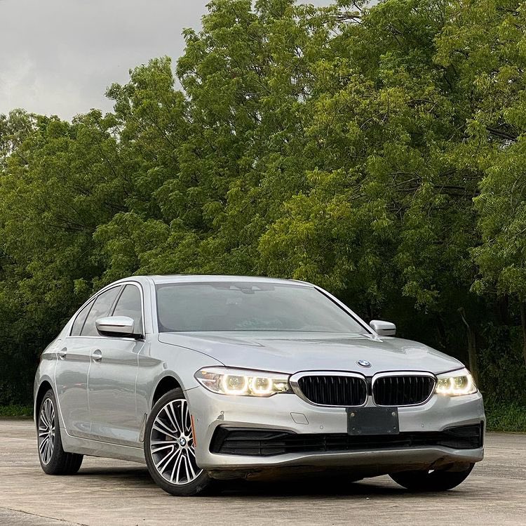 auto_carpital's tweet photo. CLEAN AS A WHISTLE 😎
2019 BMW 530i✅
Now Available for Purchase 👌
Call or send a DM today 📞📲
#autocarpital #HarryStylesLoveOnTour #HouseoftheDragon #LoudlyNigerian #gistlover #MONEY https://t.co/KXDx2cYwY4