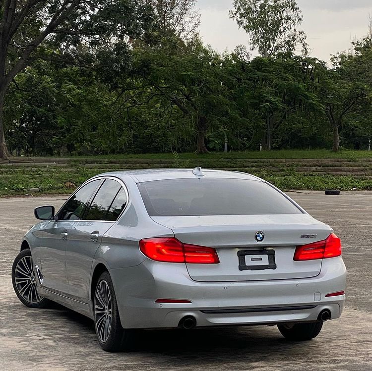 auto_carpital's tweet photo. CLEAN AS A WHISTLE 😎
2019 BMW 530i✅
Now Available for Purchase 👌
Call or send a DM today 📞📲
#autocarpital #HarryStylesLoveOnTour #HouseoftheDragon #LoudlyNigerian #gistlover #MONEY https://t.co/KXDx2cYwY4