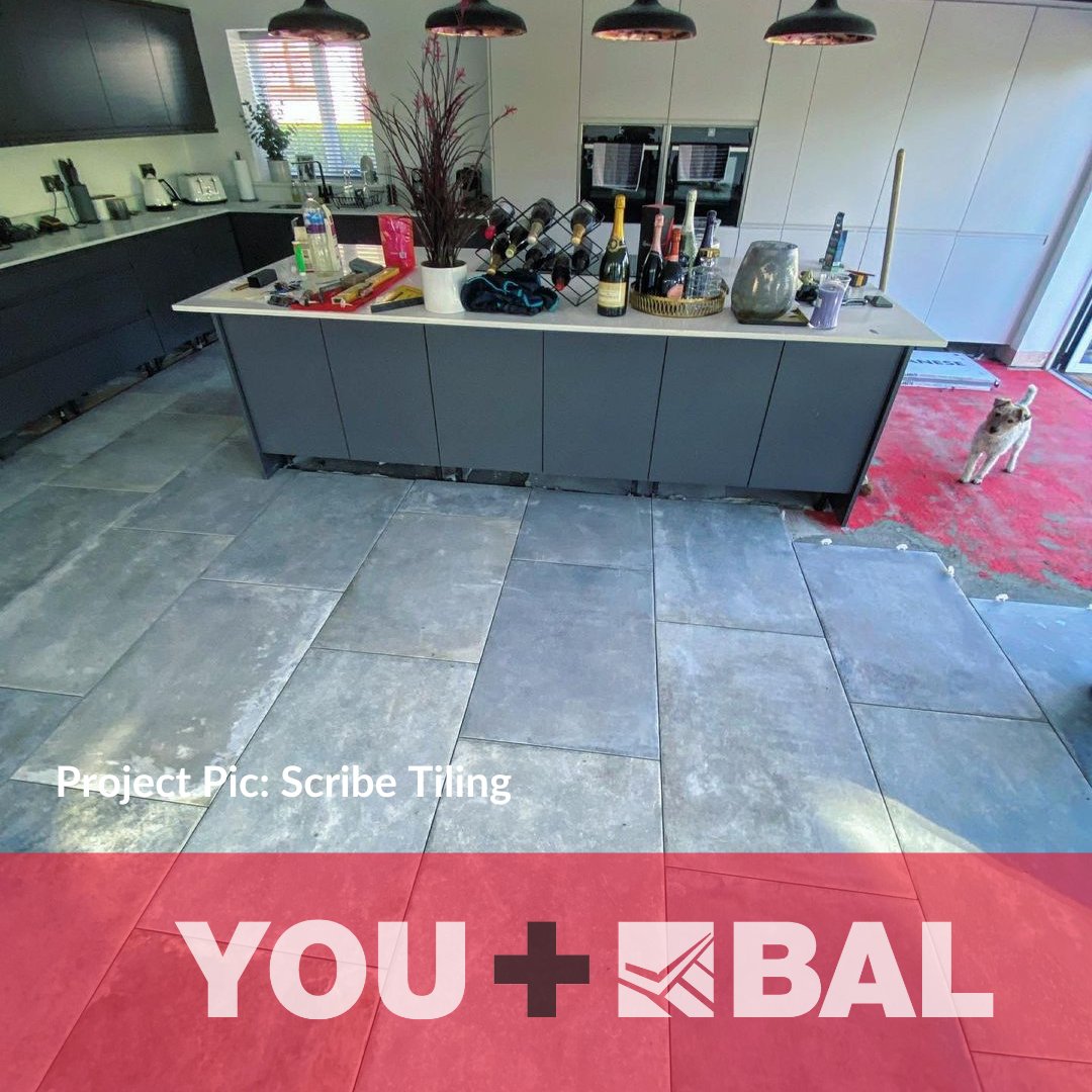 BALtiling's tweet photo. 900x600s going down with a BAL solution - BAL adhesives and BAL Rapid-Mat by @scribetiling💪

Plus who doesn't love a visit from a little friend 🐶 ?

#DogsOnSite #Tiles #Tiling #LargeFormatTiling https://t.co/8dZpKCDqDg