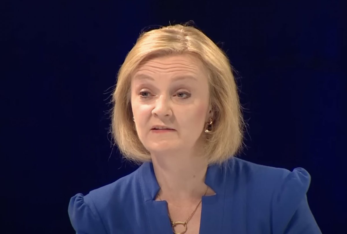 #TransferDeadlineDay latest: UK government set to unveil offensive right winger.