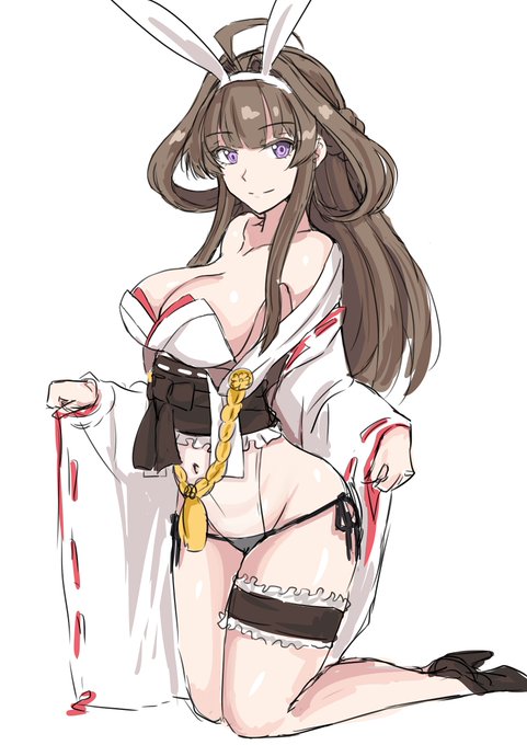 スーツ巻は出したいけど、紐パンも捨てがたいし、透け素材使いたいと思ったのでこうしてみた
うーん、、、、 