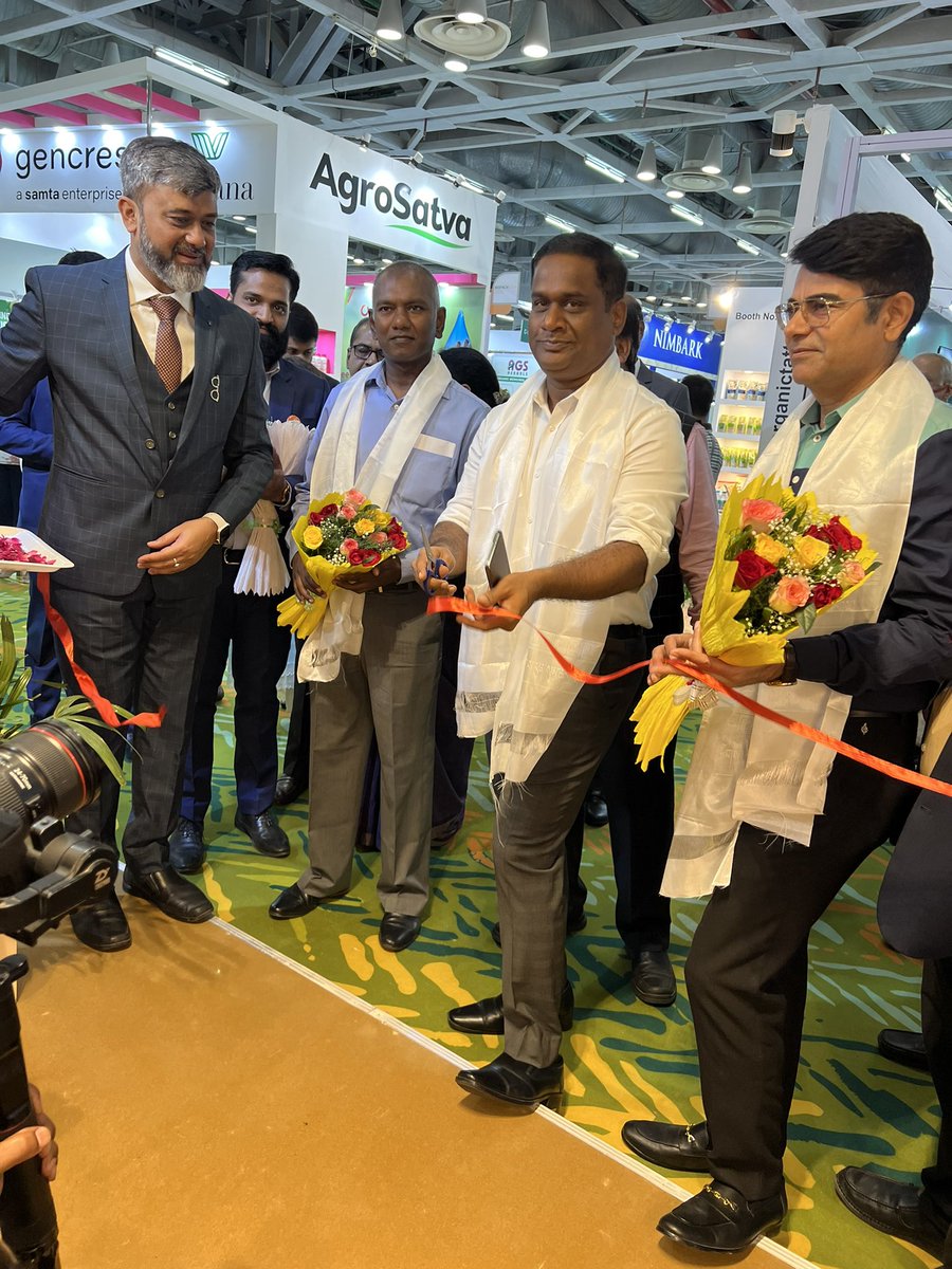 sifco_ltd's tweet photo. Today our stall @biofachind inaugurated by Dr. M. Angamuthu, IAS, Chairman @APEDADOC Mr. @mayanksiparihar, COO @sifco_ltd was present &amp; welcome chief guest. We are committed 2 provide best of organic solutions coming directly from #Sikkim,the only organic state of India.@IFFCO_PR https://t.co/ySrAPJeJq8
