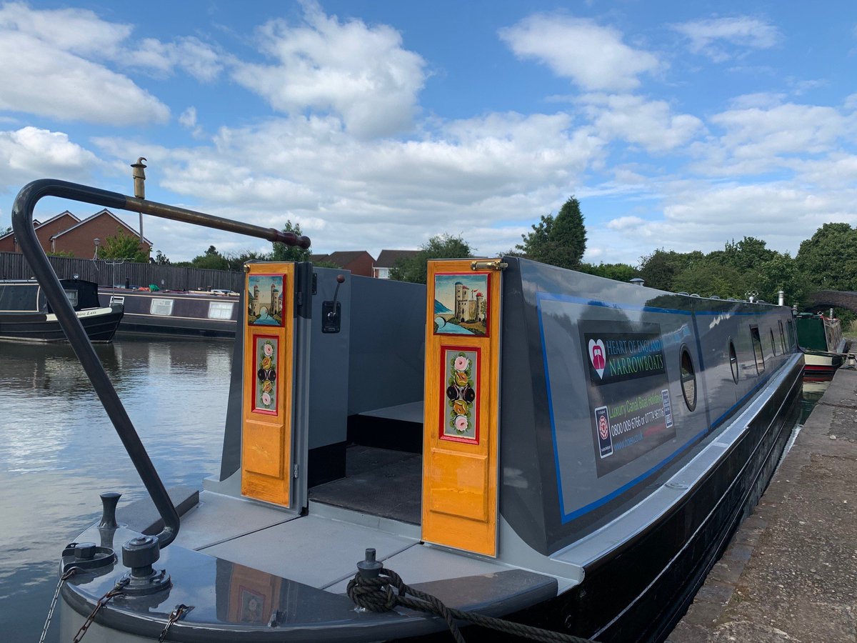 Waterways_Hols's tweet photo. 🌟 Last Minute Special Offer 🌟 
Save 20% off boating holidays starting 2nd, 5th and 9th Sept from Hinksford Wharf.
https://t.co/aqhHe6aeZq
#lastminutetrip #lastminutedeals #lastminuteholiday #lastminutegetaway #boating #boatingholiday #specialoffers https://t.co/R4GwivNw4O