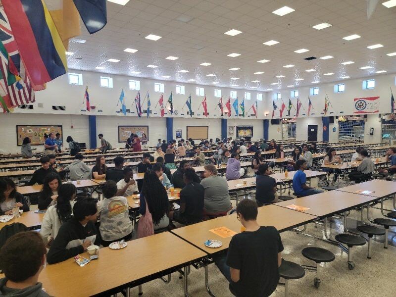 Welcoming new members to the Hooch Family at the new student breakfast hosted by our Counseling department!!