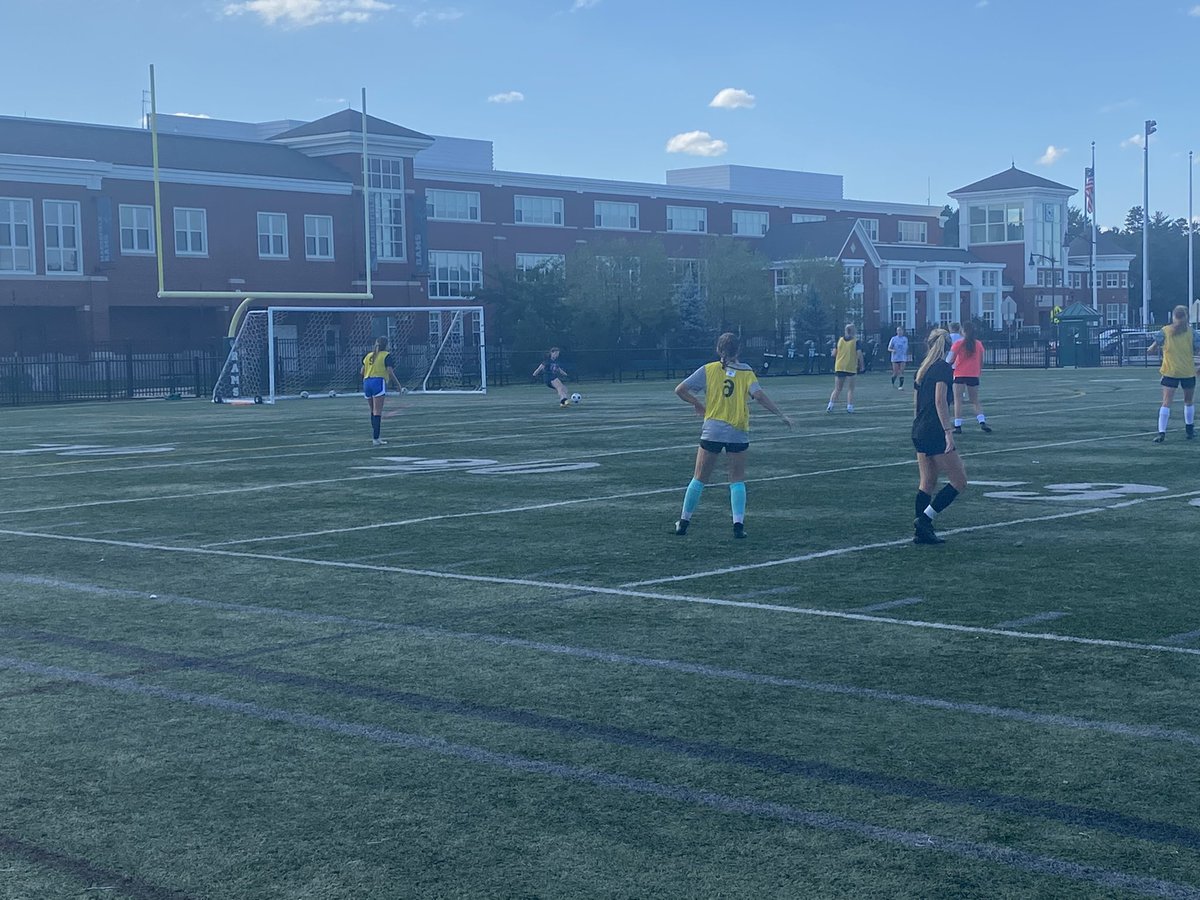 RetiredMPSDSup's tweet photo. MHS Field Hockey ans Girls Soccer working hard in preparation for the upcoming season. #Bettertigether @GORAMSathletics https://t.co/OWtkQGsYOA
