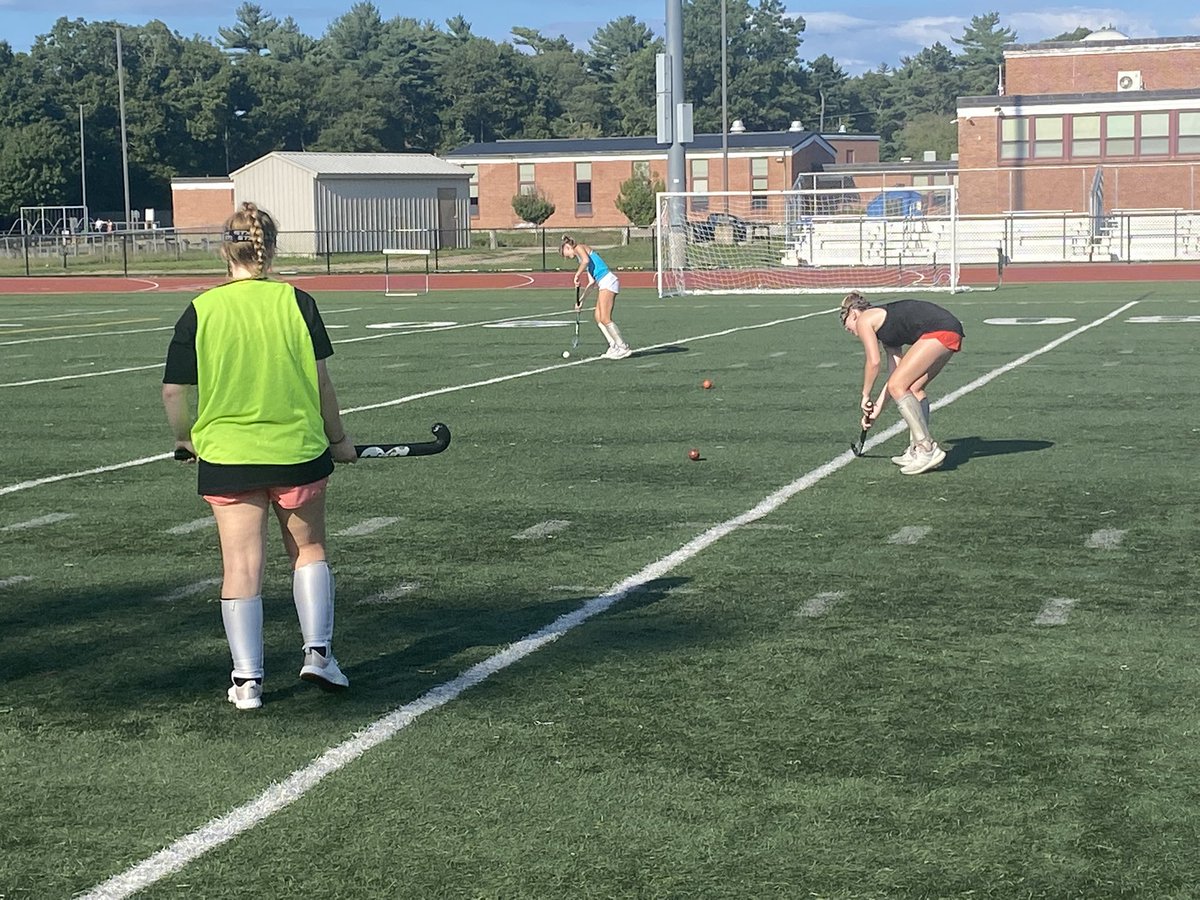 RetiredMPSDSup's tweet photo. MHS Field Hockey ans Girls Soccer working hard in preparation for the upcoming season. #Bettertigether @GORAMSathletics https://t.co/OWtkQGsYOA
