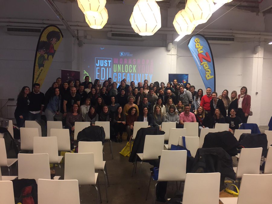 Tangram_LS's tweet photo. #Recuerdo de final del  #JustEdu en #Barcelona 
@flipped_primary @JustKeynote @GoldenmacEDU @EIMlearning @EduZland https://t.co/Cdj7oB2MJR