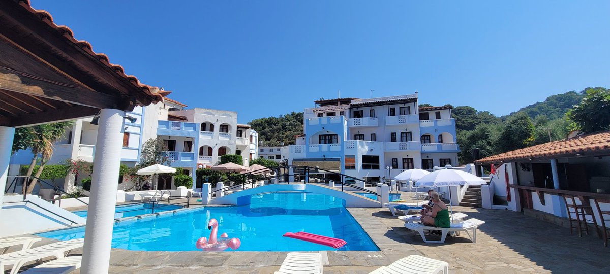 AustinMKerr's tweet photo. The hotel we're staying at in #Greece is beautiful! https://t.co/qJ4NVDikbx