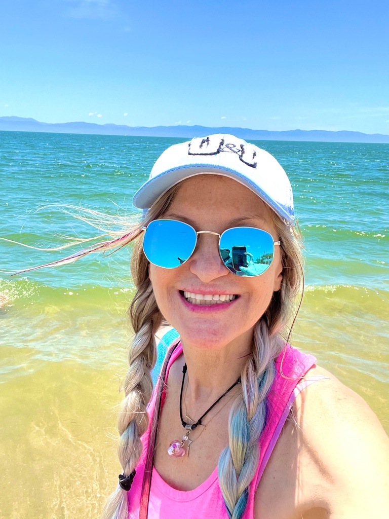 When they tell you that you CANT!!! Show them you CAN! Use these things in your life to build strength, character and resilience. Rise above adversity and cleanse yourself from doubt! YOU GOT THIS!

#inthistogether #bekind #jessietylrewilliams #mexicolife #livingmybestlife