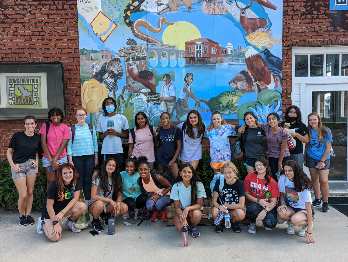 MadeiraCoCurric's tweet photo. @MadeiraGrade10 Mod 1 @MadeiraCoCurric serving in DC with @EarthCC.  Cleaned up 129 lbs of trash, 5 bags of invasive plant species, and 3 fish measured and examined along the Anacostia River. #MadeiraGrade10 #MadeiraService #MadeiraCoCurriculum https://t.co/9xzsxqYTRg