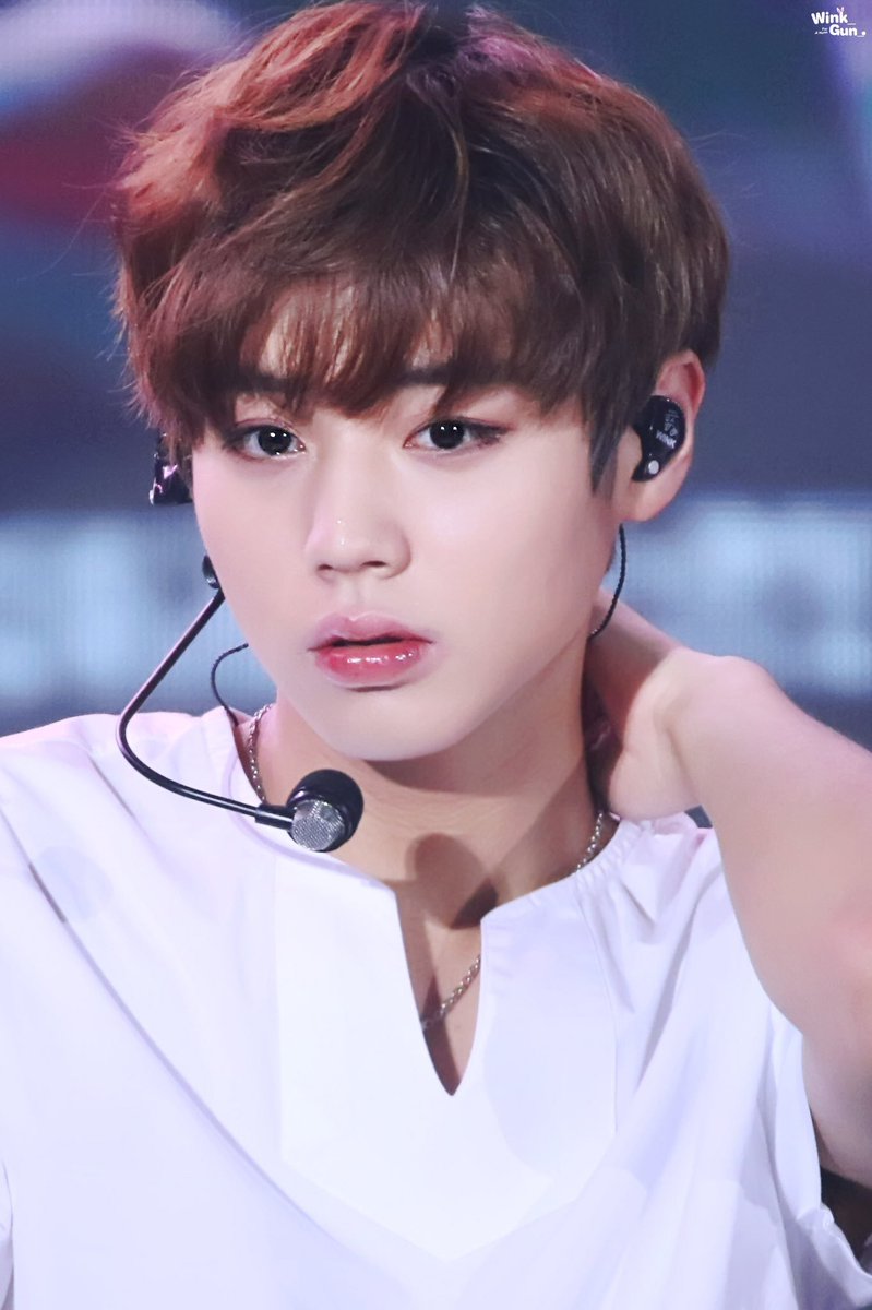 จจ • 52 ʜᴢ tweet media