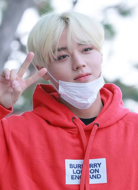 จจ • 52 ʜᴢ tweet media