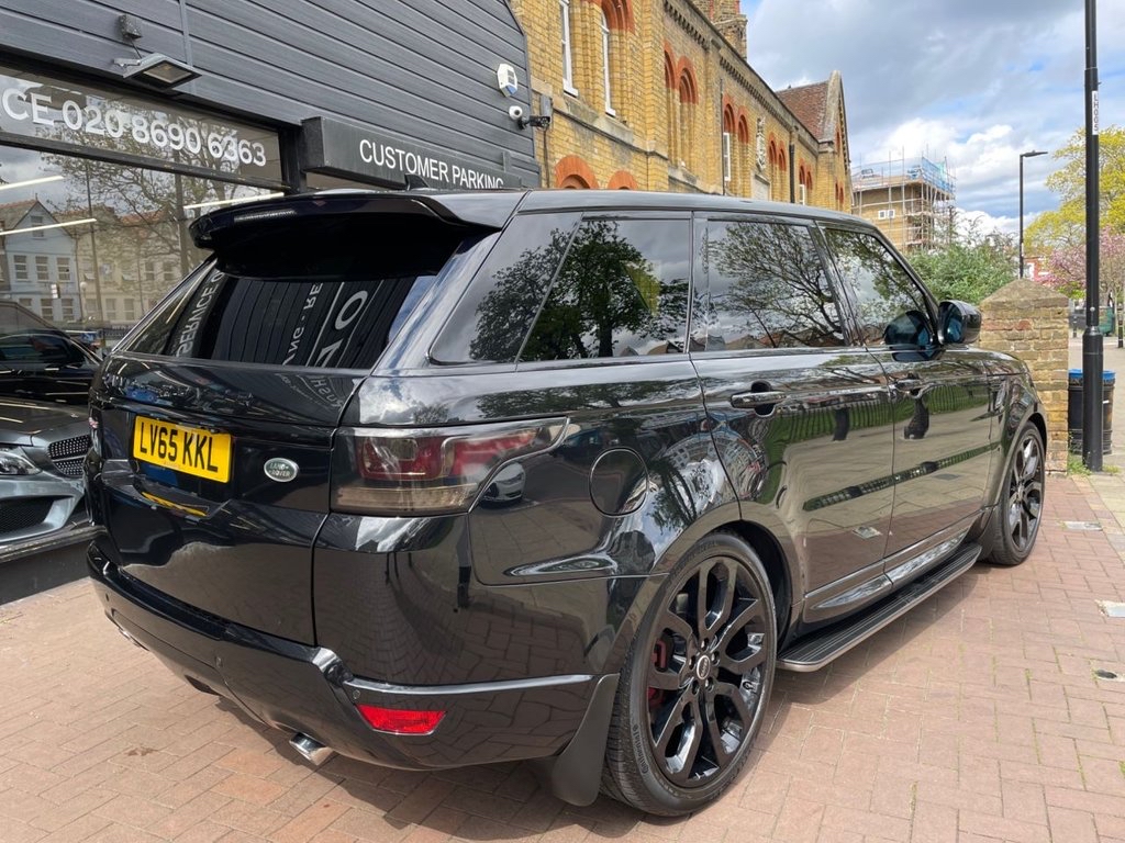 Rushmores_Cars's tweet photo. 💥 2015 LAND ROVER RANGE ROVER SPORT 💥
Just in! This 2015 3.0 SDV6 HSE DYNAMIC 5d 306 BHP With 68000 Miles!  

£36,100 or From £646 Per Month!

⬇️Apply Here⬇️
https://t.co/QucF7QBhCj  📊

#cars #Catford #carsforsale  #London #automobile #carspotting #ride #caroftheday https://t.co/TojHJgHYWb