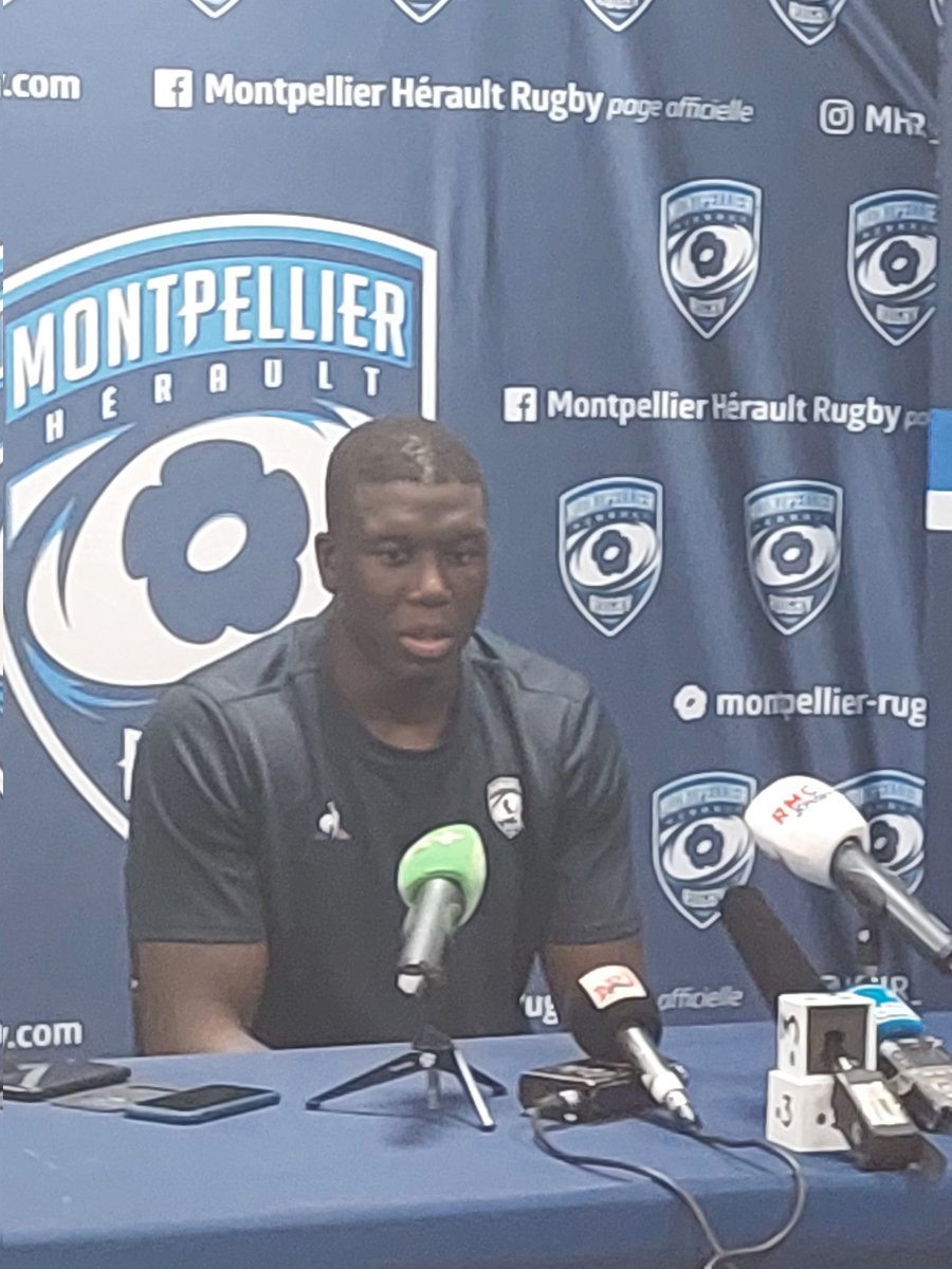 CDS0711's tweet photo. #Sport "Ok, on est champions en titre. On a bien fêter ce #Brennus. Maintenant, clairement on sort de 5 grosses semaines de #préparation avec @PSaintAndre et les gars du groupe. On se sait attendus partout. On devra répondre présent à chaque #match" @yaccamara @MHR_officiel https://t.co/wtAb1ZWPTO