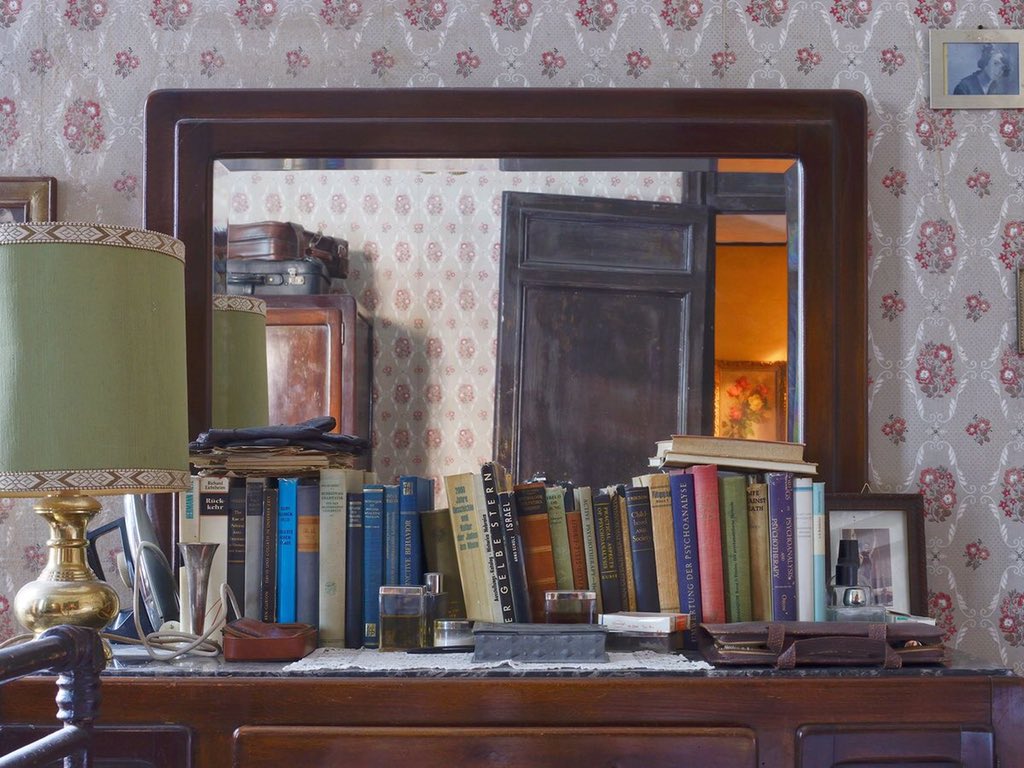 Jopolkadot's tweet photo. Interiors

Suspiria
Luca Guadagnino 
2018

Photography © Mikael Olsson https://t.co/XAEs1slVIh