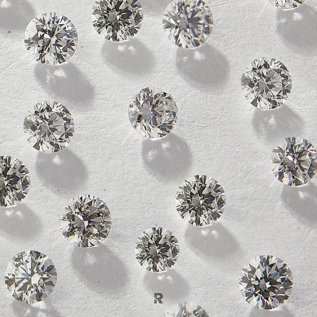 rrpdiamonds's tweet photo. White Small Loose Round Cut Diamonds GH Color, SI1-SI2 Clarity

#meleediamond #diamondmelee #meleehd #whitediamonds #whitegoldanddiamonds #rounddiamond #roundcutdiamond #roundbrilliantdiamond #si1 #roundcutdiamonds #lovediamonds #giacertified #rrpdiamond #diamondmanufacturer https://t.co/YKxq0iKByo