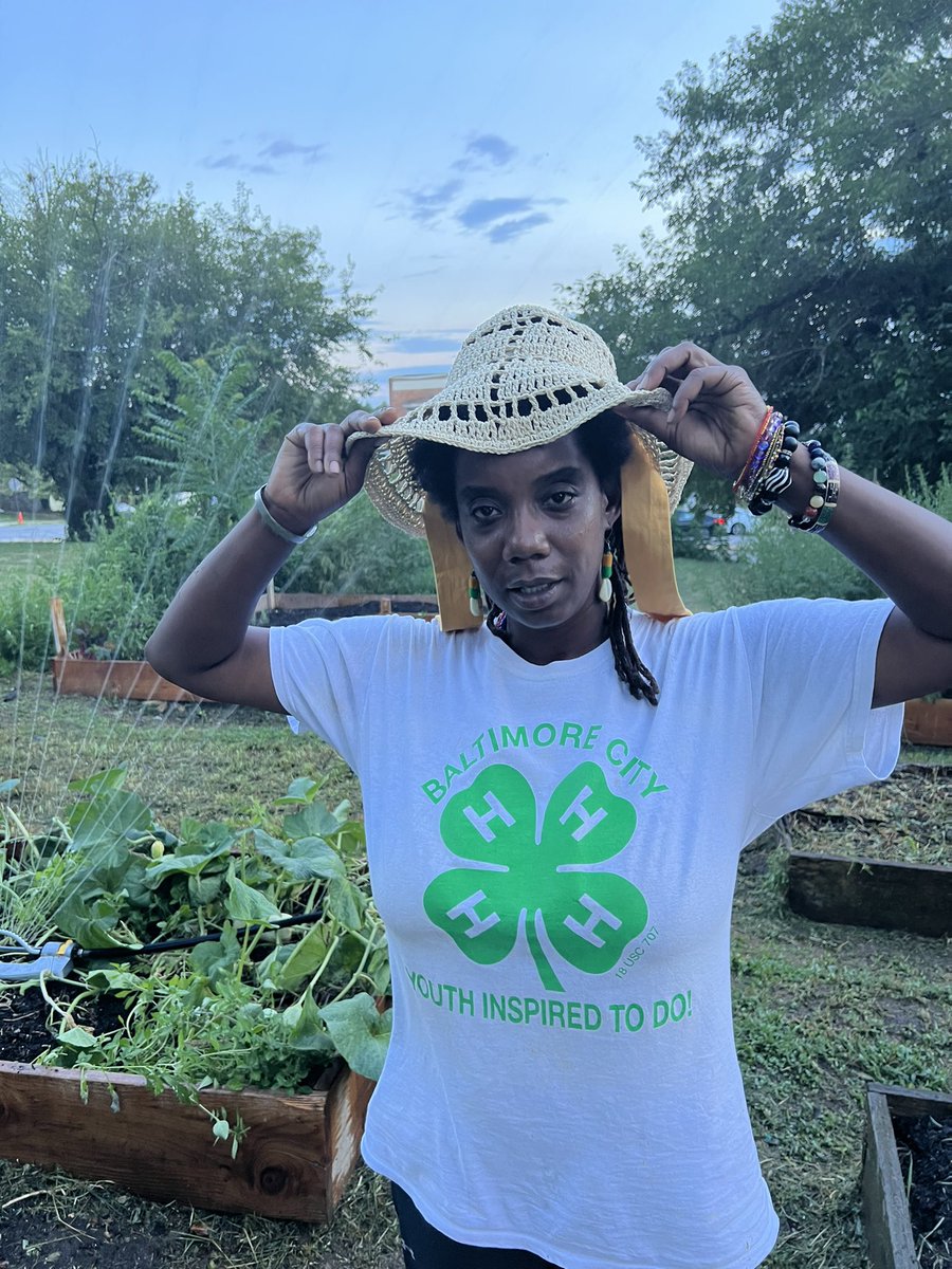 CleanerFoods's tweet photo. …and then this happened‼️ 🥳
#gapCertified #urbanagriculture #parkheights #Agrihoodbaltimore https://t.co/P7EQVIywHN