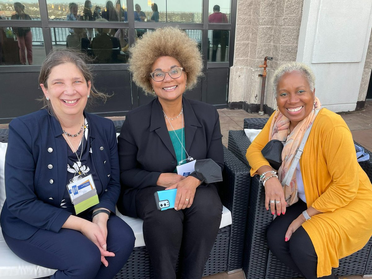 <a href="/CanBlackSci/">Canadian Black Scientists Network</a> is hiring a Project Administrator. Support our programming for #BlackInSTEM. #Toronto area, working with @widowweb.  A chance to get in on the ground floor of exciting new initiatives. Help to make Canadian #STEM more inclusive. Please share! jobs.utoronto.ca/job/Toronto-ON…