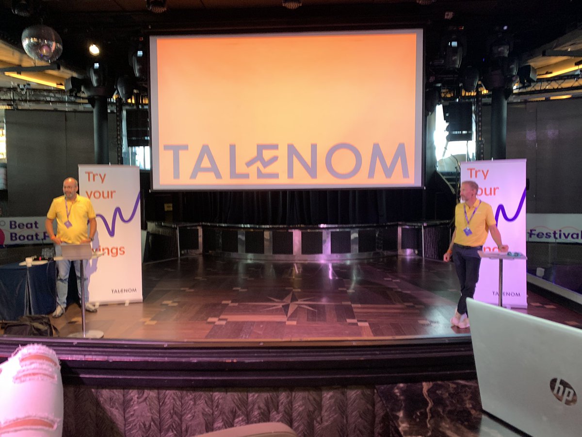 TomasFriman's tweet photo. One Talenom!
Hur coolt?
#Talenom #tryyourwings #redovisning #onetalenom https://t.co/Lf6rsrMSa7