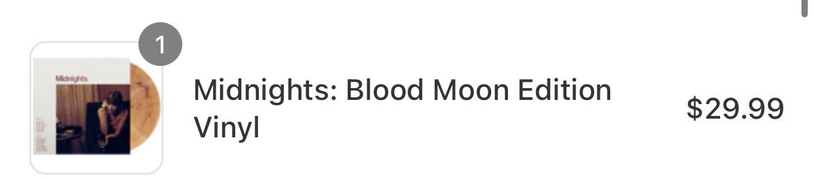 swiftlycourtney's tweet photo. ✨🌌 GIVEAWAY TIME🌌✨ 
I wanted to do something special to honor the new era!!! I am giving away ONE Blood Moon Limited Edition #midnights Vinyl!! How to Enter: 

✨ RT &amp; Like this post 

🌌Follow me!

✨Tag a friend 

***OPEN INTERNATIONALLY*** https://t.co/hubksoNiSn