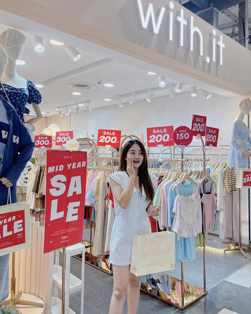 blimblim11223's tweet photo. ยิ้มทุกครั้งเมือเห็นคำว่า sale 
#โสด #หาคนคุย #หาเพื่อนคุย https://t.co/j37CjyjRnv