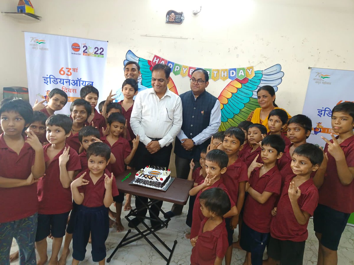 For IOCians at Surat, this IndianOil Day, and always #PehleIndianPhirOil . What a gratifying feeling to celebrate with the kids at Orphanage.Their joy said it all. IndianOil for all, All for IndianOil <a href="/IndianOilcl/">Indian Oil Corp Ltd</a> <a href="/ChairmanIOCL/">ChairmanIOC</a> <a href="/adurai310366/">ANNADURAI</a> <a href="/IOCGujarat/">IndianOil Gujarat</a> <a href="/DirMktg_iocl/">Director (Marketing), IndianOil</a> <a href="/DirHR_iocl/">Director (HR), IndianOil</a>